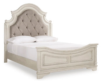 Realyn Queen Panel Footboard