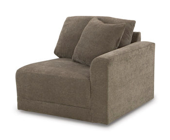 Raeanna Right-Arm Facing Corner Chair