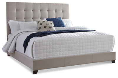 Dolante Queen Upholstered Bed