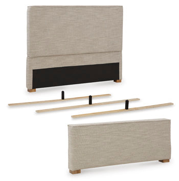 Dakmore Queen Upholstered Headboard/Footboard/Slats